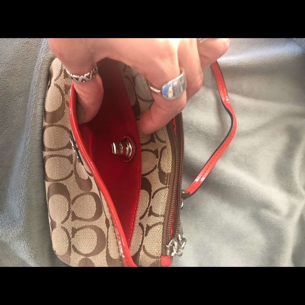 Vintage Coach wristlet NWOT - Picture 4 of 4